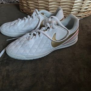 Indoor Nike tiempo-x soccer shoes